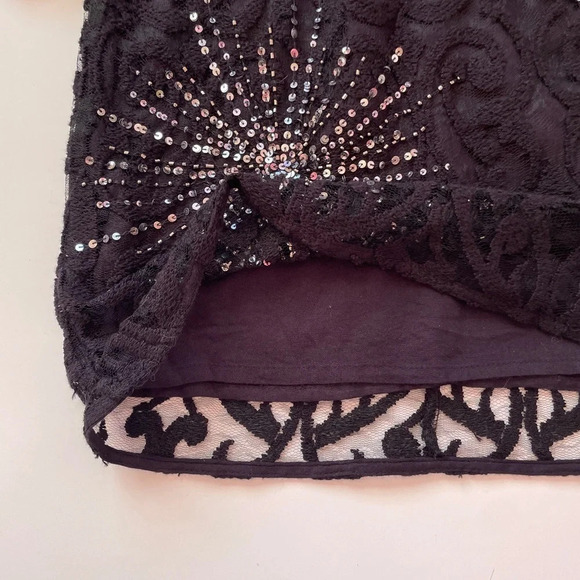 FREE PEOPLE North Star Black Lace Bell Sleeve Sequin Mini Dress Size 0 - Picture 10 of 16